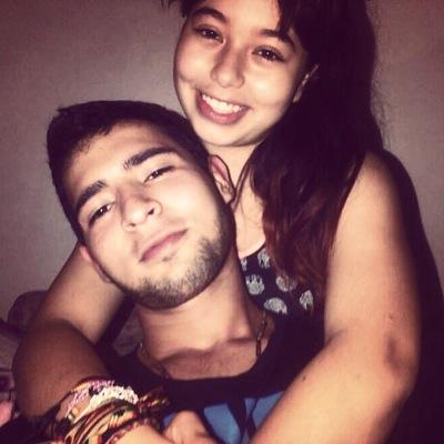 Los suspiros son de aire y van a el aire 
Las lagrimas son de agua y van a el mar 
Dime,mujer; cuando el amor se olvida, 
¿sabes tu adonde va?