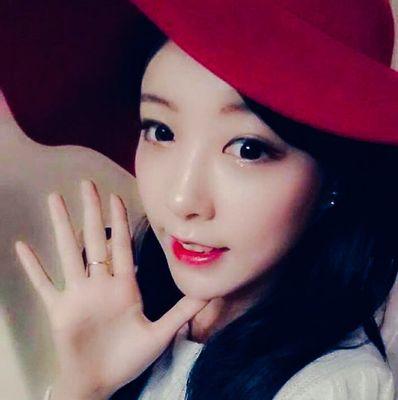 [♡I've found everything that I was looking for, you belong to me, I belong to you♡]                                              {Chorong 20.12.14}