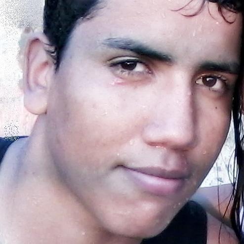 Fala de mim. Pensa em mim, 24 horas por dia....