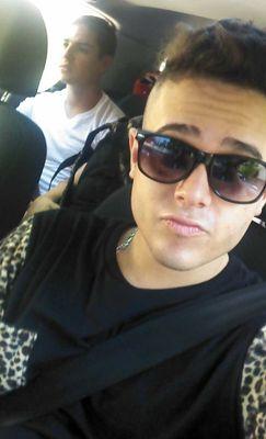 19 anos,Geminiano,Solteiro =]
#Instagram  _digosantana #Snapchat diihsantana13
#Whats 11963466399