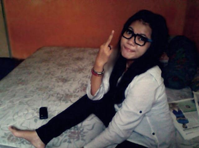 mira_roziana's profile picture. Bila cintamu hanya sesaat bagiku,jangan biarkan aku terlanjurmencintaimu & bila aku taksanggup jauh darimu, itu karnakm yg buat aku begitu