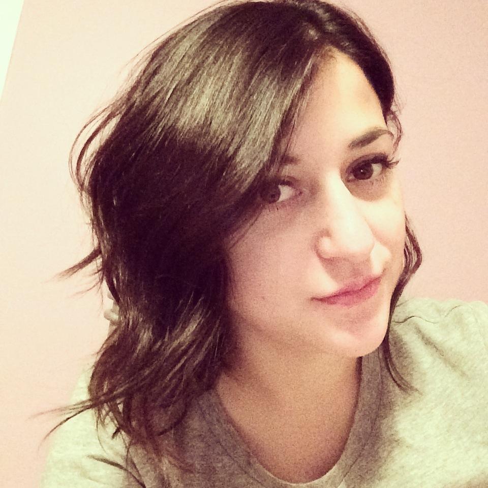 PhD candidate who loves music, movies, makeup, and tea!