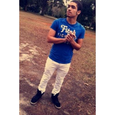 #TeamRican 305 Live life Follow me tho #Senior