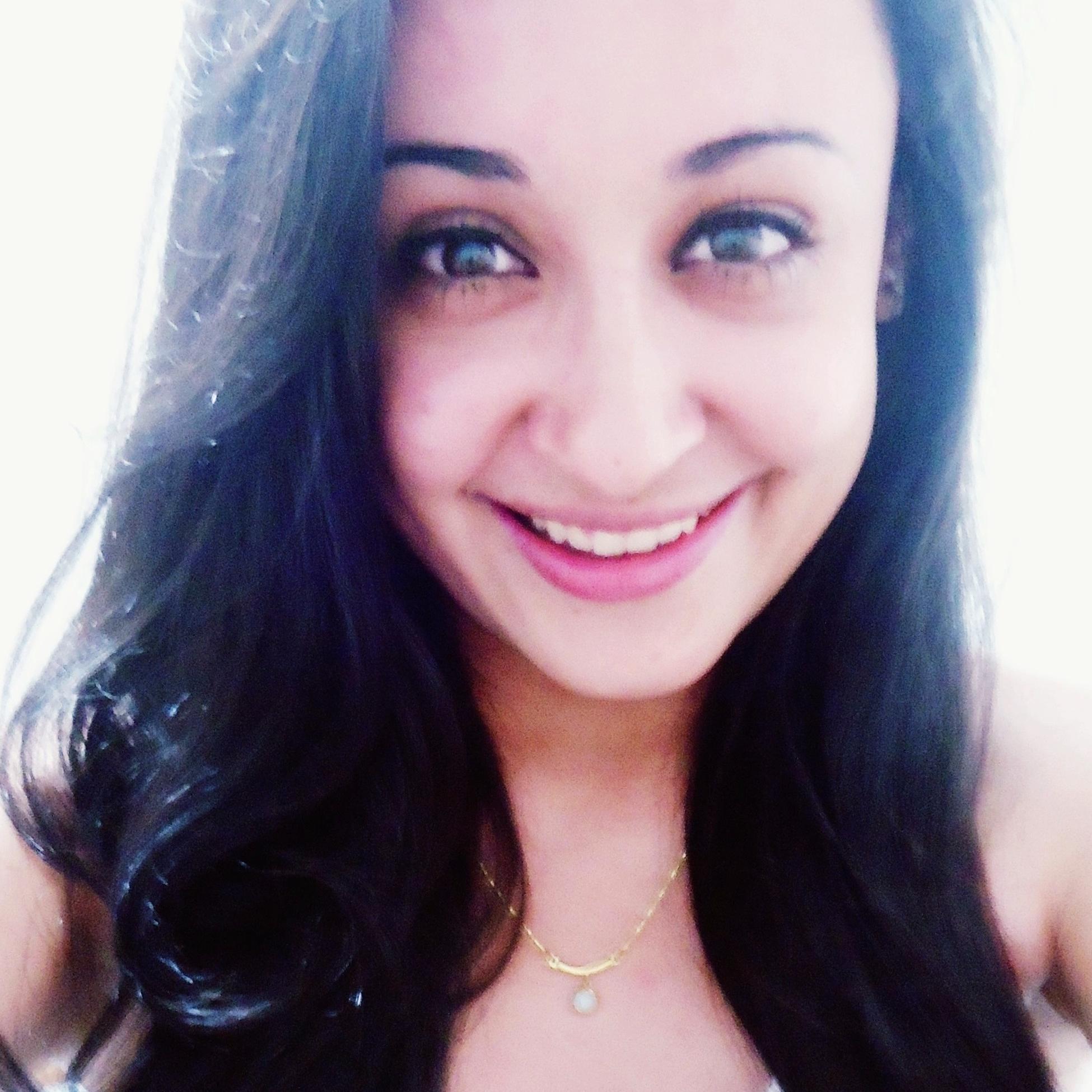 Complicada e Perfeitinha =) https://t.co/KyxyIQVwXO  http://t.co/skp9O7ZWeD