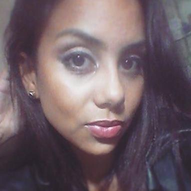 Brasileira, 18. Cristã