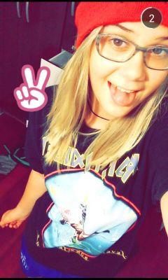 wats: 84486866 snap: luh_michels