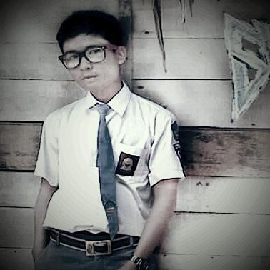seecreative without bantuan siapapun
  yg there infect yield money for  family in house