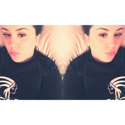 _DOLCEViTAA's profile picture. 20 . montREAL city .