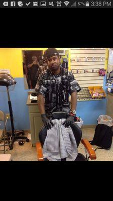 28 yr old Barber I Reside in Simpsonville, sc battle rap host