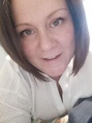 Working mom with 3 Beautiful children!