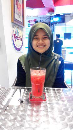 n_amirahaziz's profile picture. 