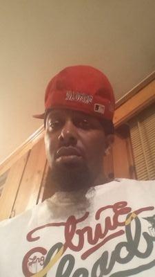 Dirty Raw Alley Ass Nigga reppin 1600 Suggs Til Da Death!Lab City Ent is the movement we in here!!!