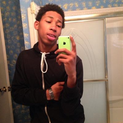 '16 | Basketball | Taurus ♉️ | instagram _itsdree | Follow Me