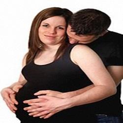 Felizmente casada y dichosa de llegar a ser madre