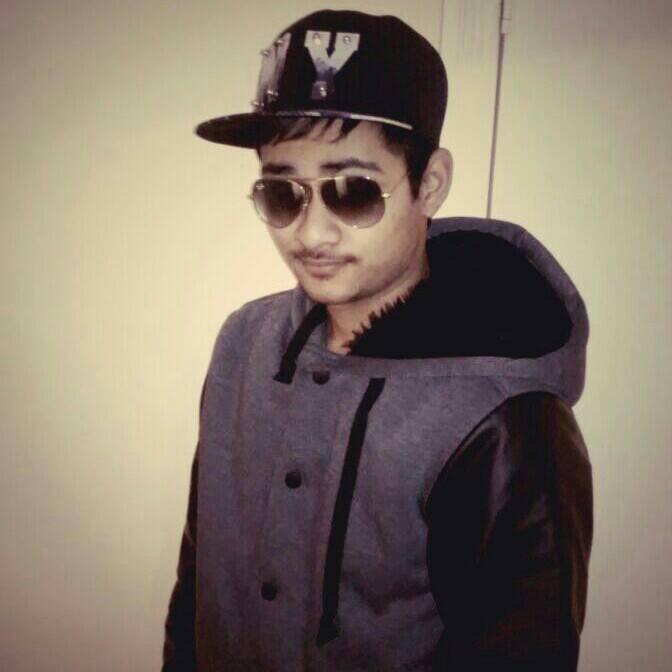 DevRishi11's profile picture. 