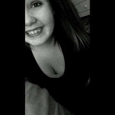 Im just a girl who has an obsession with bands and shopping :)