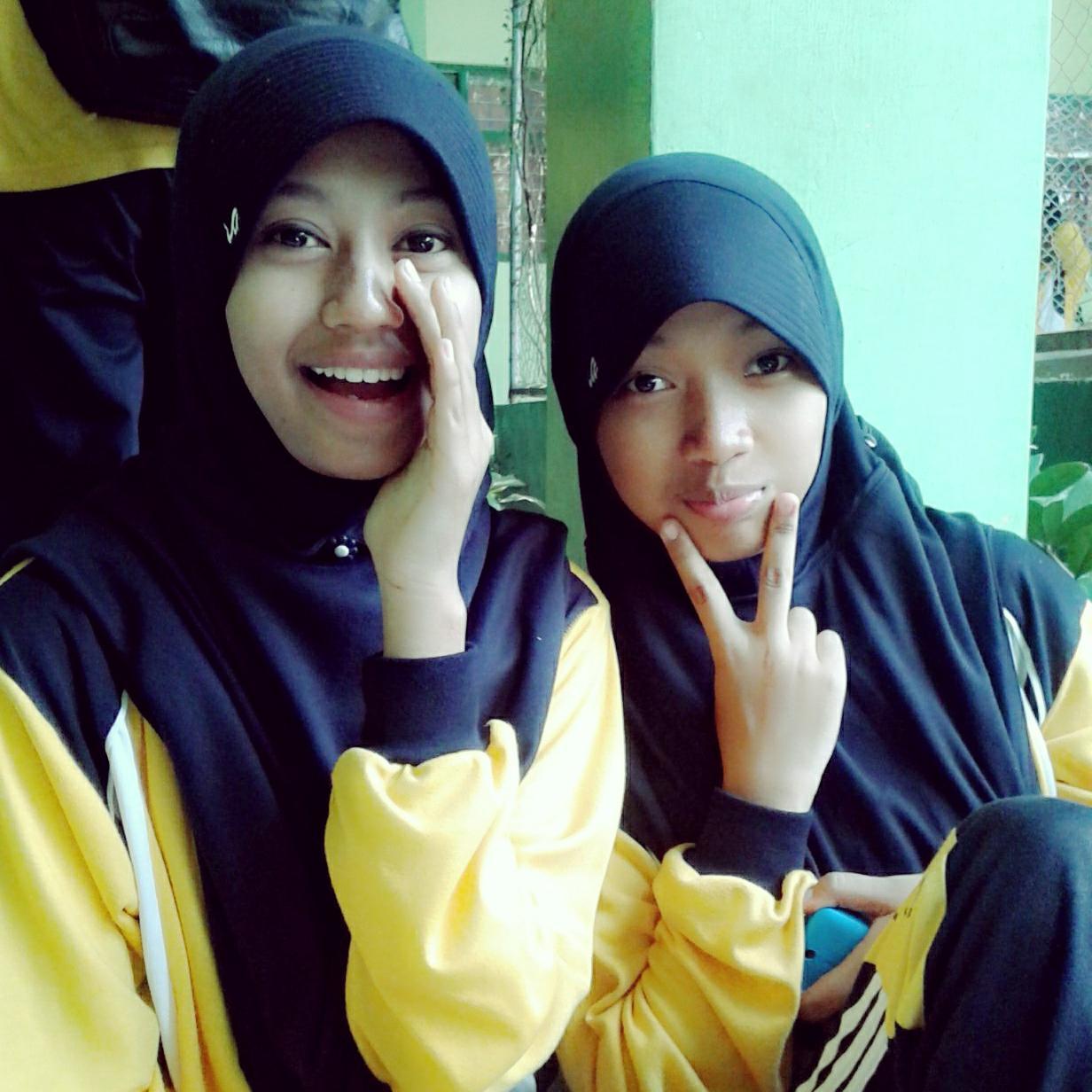 aniscahyati1's profile picture. HAPPY :D