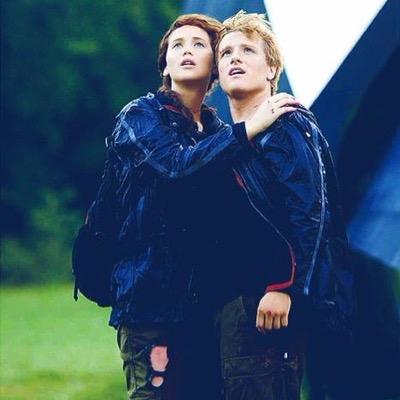 yungeverdeen's profile picture. cuffed by peeta