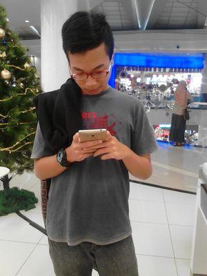 Follow aja dulu, terus RT tweet yang cocok sama isi hatimu~ | Follback mention aja :)