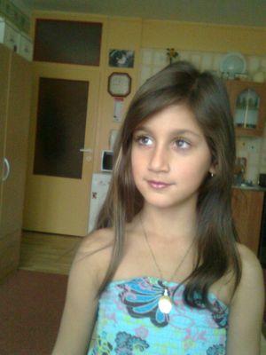 72e56b71dfef463's profile picture. My BFF is :Natálie Natálie &Týna