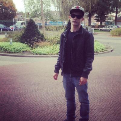 jjjlll666's profile picture. offline