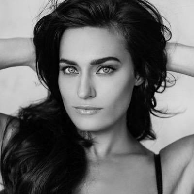 Actress, Model, Chicago gal in LA