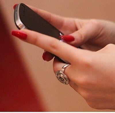 WwwFtoom43's profile picture. ‏‏بًنٍتٍ شِيٍخً مُآتٍعًشِقُ إلٍآمُطٍآنٍيٍخً مُو كٍلٍ مُنٍ هًبً ودِبً يٍلٍفًتٍ نٍظِرِهًآ إبًيٍهً مُثًلٍ آبًويٍ شِيٍخًنٍ ولٍدِ شِيٍخً .تٍآبًعًنٍيٍ إتٍآبًعًكٍ