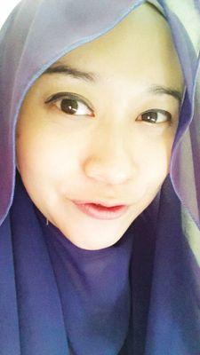 MissRieNaWoRo's profile picture. Just call me WoRo•ウォロ•| IG:@Missrienaworo|Path:Sriworo Wardiana