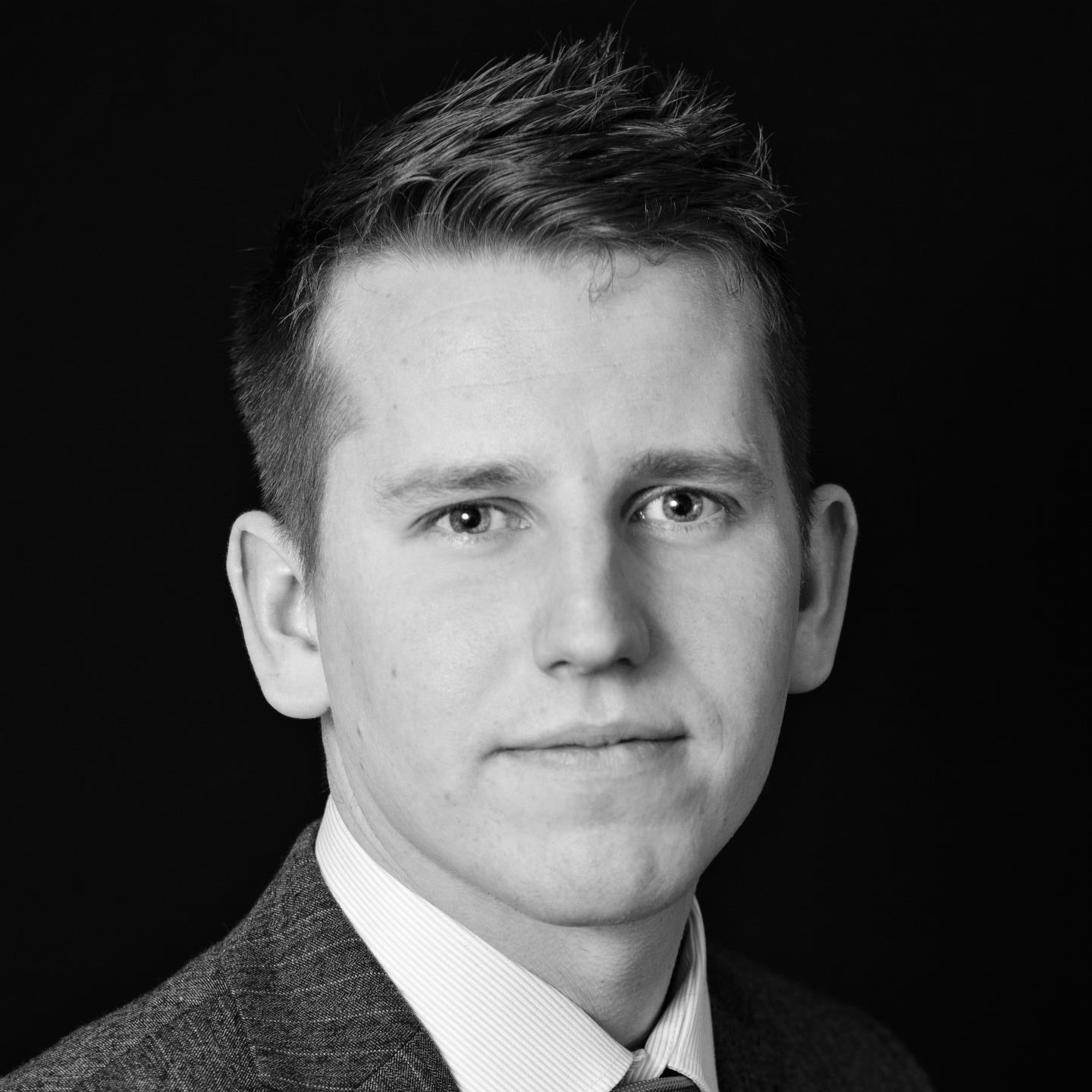 I am a recruitment consultant at Cooper Lomaz, focusing on permanent  IT Support and Business Change roles in Norfolk (01603 766760 abeastall@cooperlomaz.co.uk)