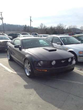 IsmailRiaaz's profile picture. 