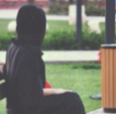 ‏واسعى ﻷمك حتى ترضى فما بصعد رضاها اﻵ رضى الله والجنه.❥