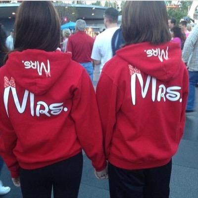 Lezusbigay's profile picture. Lesbian. 21. Cincinnati. Collegiate softball. https://t.co/RJju7pHfyc