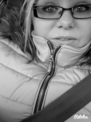 ღ Meint  ~ smile and the world smiles with youu