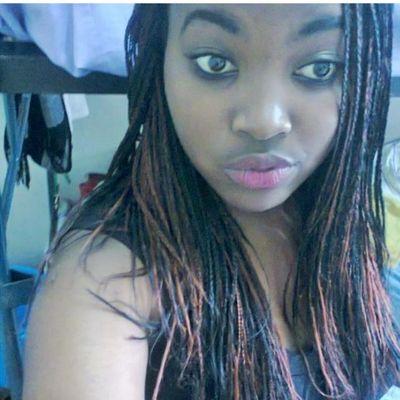 I don't just exist;I live life*.. perfectly imperfect to the end.!
 IG - @rozymiano