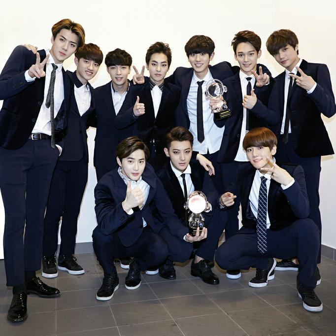 #teamEXO VOTE FOR MAMA 2014: http://t.co/VAOclOEipb http://t.co/6IZlK8xDqH KEEP VOTING FOR OUR EXO! EXO-L SARANGHAJA!