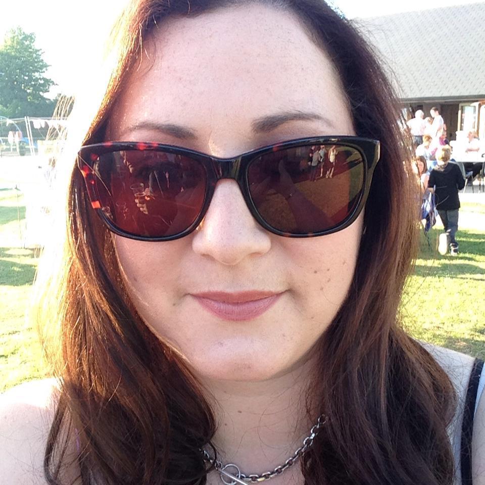 EmeraldGreen84's profile picture. Work for @GetMyFirstJob. A dog lover. Aspiring writer. Love reading, crafting and web stuff!