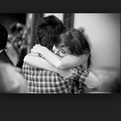 SmileItAwayx's profile picture. This is the official Hug Page. If you ever need a Hug just use the Hashtag #ineedahug ❤️