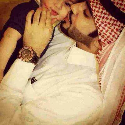 ‏‏‏‏طالب جامعي علوم سياسيه