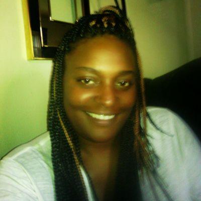 IM LOOKING TO Be a FAMOUS AMOS. XOXOXO . i wish to be on T.V one day. help a sister out#Gemini#