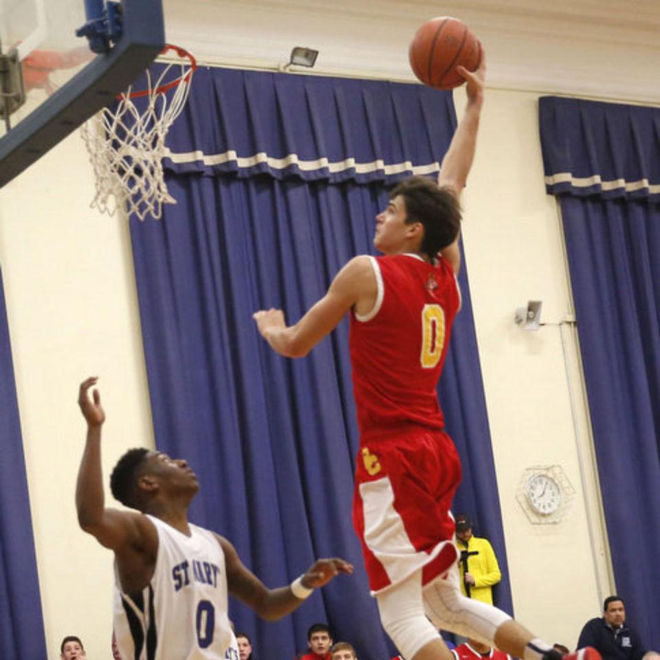 Italian basketball player, who currently plays for Bergen Catholic (Crusaders) in New Jersey. Committed to St.Josephs University.
