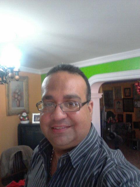 Me encanta la tecnología, disfruto de mi familia orgulloso de ser Venezolano.