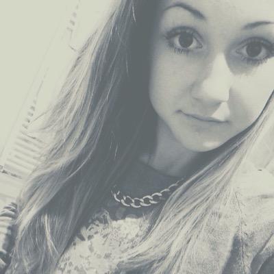 14ans ,croque la vie a pleine dent , aime voyager //✈️// snapchat: floriane04120 instagramme:floriane.bdn ❤️❤️❤️