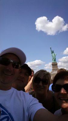 alchyal's profile picture. 