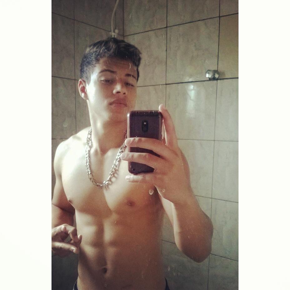 O amanhã? Vai saber, Deus que sabe. ♫