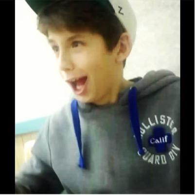 HahaOwenDix21's profile picture. im the real ahhaOwenDix 
madden is my game 
im also in love with all EA games