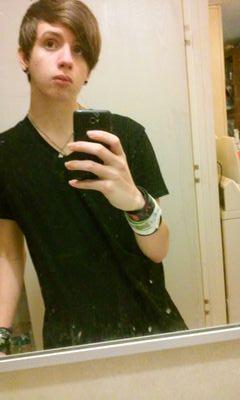 hi ummmm im a thing heck im many things :3