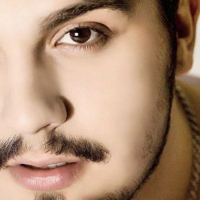 Confesso que ás vezes me faltam palavras,mas amor nesse peito jamais faltará @luansantana ❤