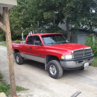 StuartMcGlashan's profile picture. Mechanic, Redneck, Canadian, Bud light is my brew of choice. John Deere all the way! Prefer chevy but drivin a dodge. Keep calm and wrench on!