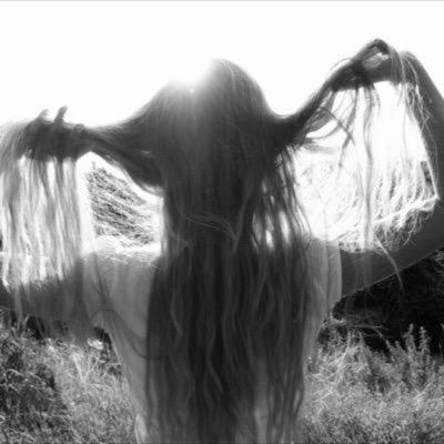 aurichiolau's profile picture. tralala