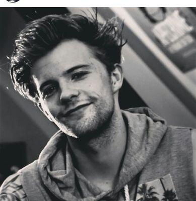 JackySchiebler7's profile picture. Affenkönigin von Andre     Anderson  ApeCrime sind die aller besten